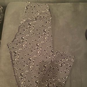 Storm leggings by Balance Athletica